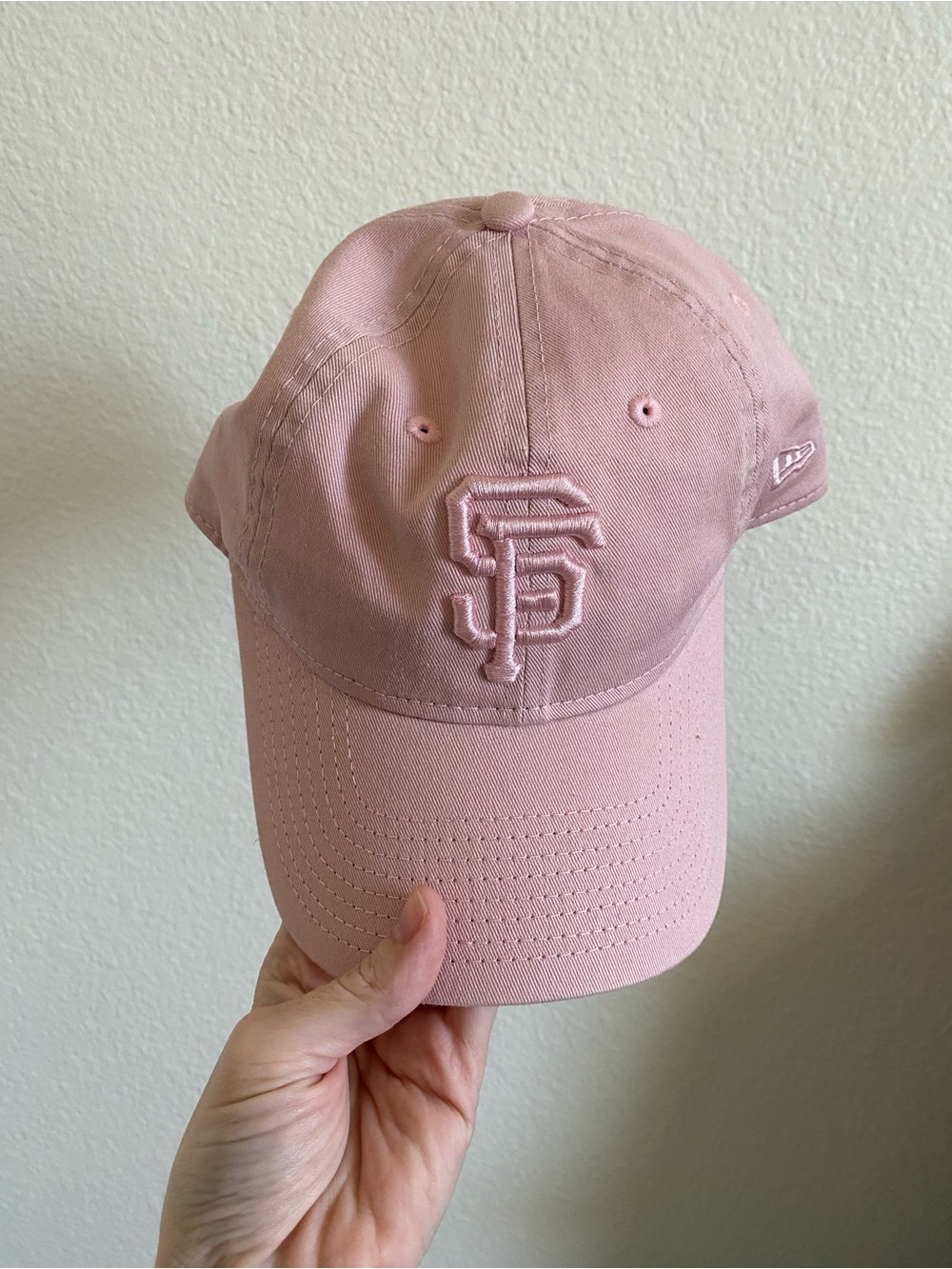 SF Giants Pink Adjustable Ball Cap